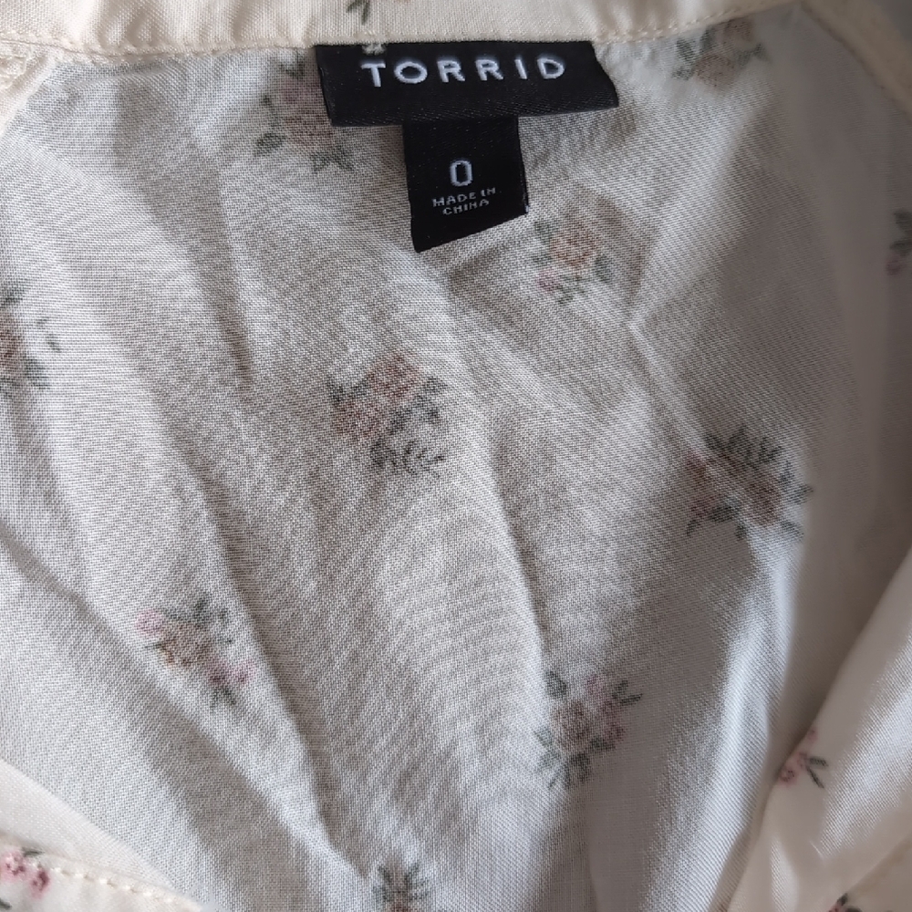 Torrid Maxi Challis Hi-Low Tiered Shirtdress - Picture 6 of 8